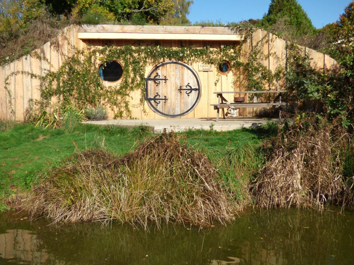 Отель Domaine Du Balbuzard Condat-en-Combraille Экстерьер фото