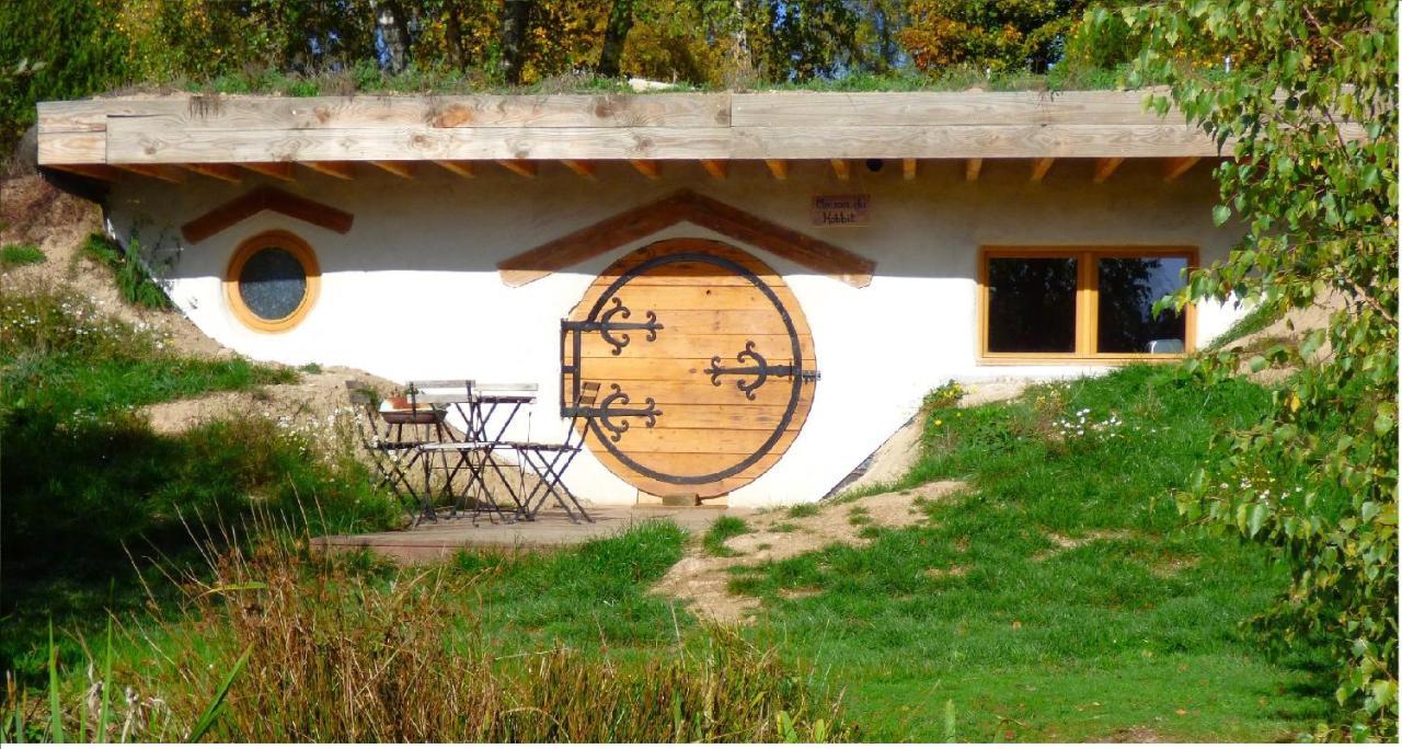 Отель Domaine Du Balbuzard Condat-en-Combraille Экстерьер фото